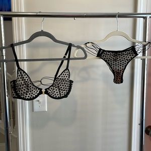 Victoria Secret Lingerie Set 34C bra and Small bottoms